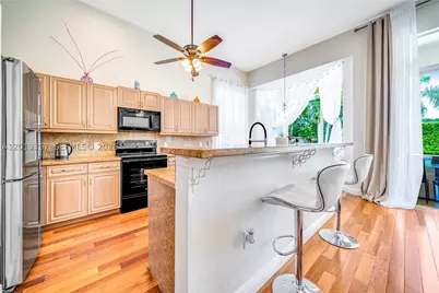 1241 S 13th, Hollywood, FL 33019 - Photo 3