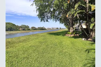 3427 Deer Creek Palladian, Deerfield Beach, FL 33442 - Photo 25