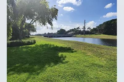 3427 Deer Creek Palladian, Deerfield Beach, FL 33442 - Photo 23