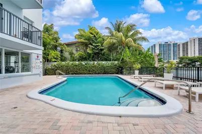2455 Flamingo #501, Miami Beach, FL 33140 - Photo 25