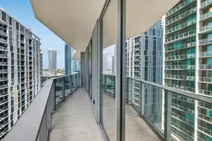 77 SE 5th, Miami, FL 33131 - Photo 25