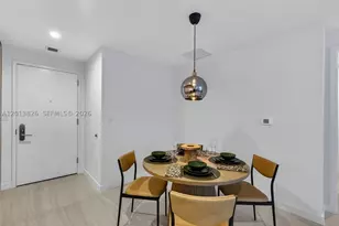 77 SE 5th, Miami, FL 33131 - Photo 13
