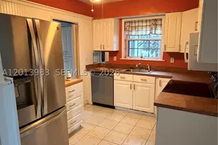 371 SW 67th, Pembroke Pines, FL 33023 - Photo 3