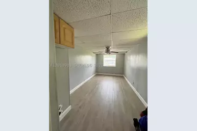 371 SW 67th, Pembroke Pines, FL 33023 - Photo 11