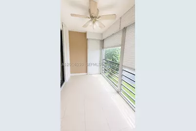 900 Saint Charles #520, Pembroke Pines, FL 33026 - Photo 7