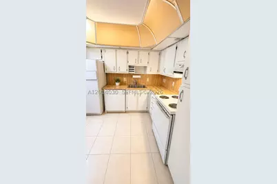900 Saint Charles #520, Pembroke Pines, FL 33026 - Photo 11