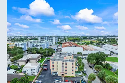 2400 NW 16th St, Miami, FL 33125 - Photo 19