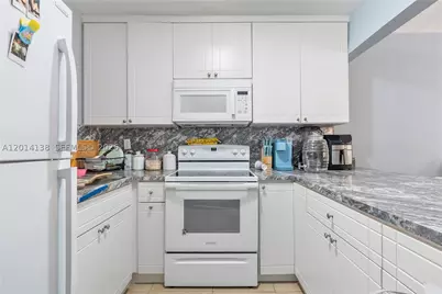 2400 NW 16th St, Miami, FL 33125 - Photo 41