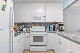2400 NW 16th St, Miami, FL 33125 - Photo 41