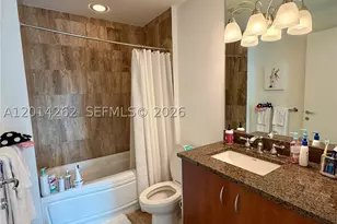 300 S Biscayne, Miami, FL 33131 - Photo 11