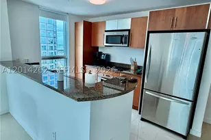 300 S Biscayne, Miami, FL 33131 - Photo 3