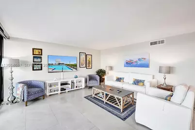 936 Intracoastal #4F, Fort Lauderdale, FL 33304 - Photo 17