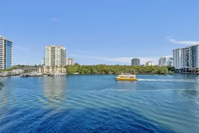 936 Intracoastal #4F, Fort Lauderdale, FL 33304 - Photo 3
