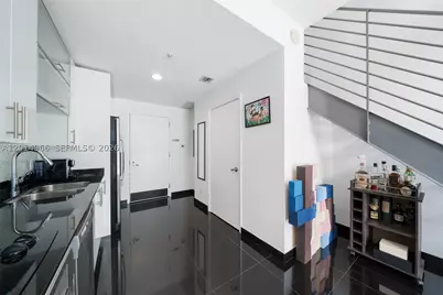 60 SW 13th #4008, Miami, FL 33130 - Photo 5