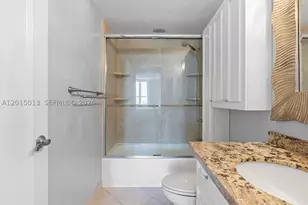 701 Brickell Key, Miami, FL 33131 - Photo 17