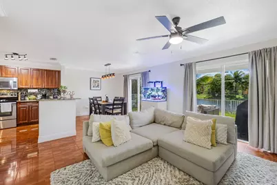 9288 NW 55th, Sunrise, FL 33351 - Photo 11