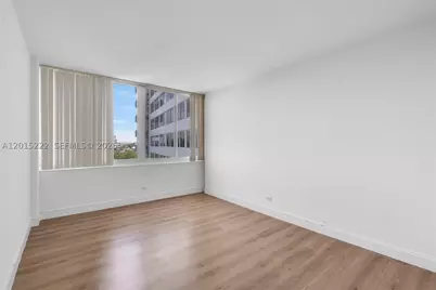 7441 Wayne #4G, Miami Beach, FL 33141 - Photo 15