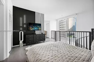 300 S Biscayne, Miami, FL 33131 - Photo 11