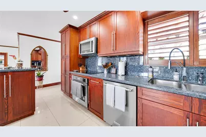 10435 SW 92nd, Miami, FL 33176 - Photo 11