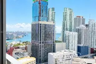 121 NE 5th, Miami, FL 33132 - Photo 3