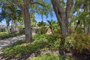 636 NE 17th, Fort Lauderdale, FL 33304 - Photo 9