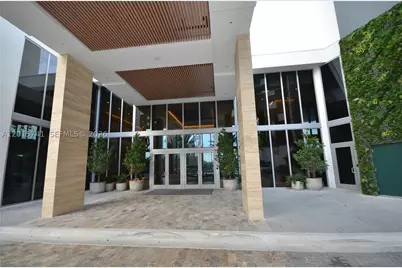 16385 Biscayne #519, North Miami Beach, FL 33160 - Photo 1