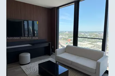20 NE 11th #2805, Miami, FL 33132 - Photo 9