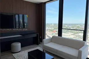 20 NE 11th, Miami, FL 33132 - Photo 9