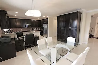 8925 NW 99th, Doral, FL 33178 - Photo 23