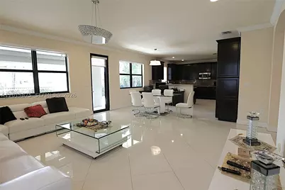 8925 NW 99th, Doral, FL 33178 - Photo 17