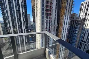 121 NE 5, Miami, FL 33132 - Photo 3