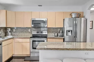 200 SW 2nd, Hallandale Beach, FL 33009 - Photo 9