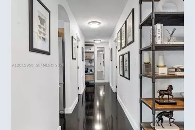 200 SW 2nd, Hallandale Beach, FL 33009 - Photo 15