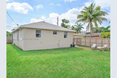 200 SW 2nd, Hallandale Beach, FL 33009 - Photo 25
