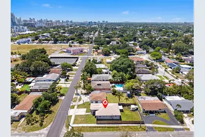 200 SW 2nd, Hallandale Beach, FL 33009 - Photo 31