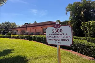 5300 Washington, Hollywood, FL 33021 - Photo 17