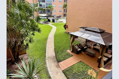 3048 E Sunrise Lakes #220, Sunrise, FL 33322 - Photo 47