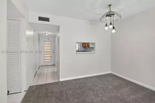 3048 E Sunrise Lakes, Sunrise, FL 33322 - Photo 15