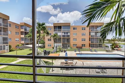 3048 E Sunrise Lakes #220, Sunrise, FL 33322 - Photo 31