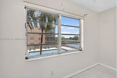 3048 E Sunrise Lakes #220, Sunrise, FL 33322 - Photo 21