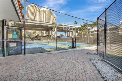 3600 Mystic Pointe #306, Aventura, FL 33180 - Photo 29
