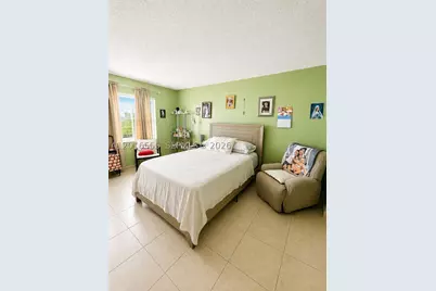 9800 Sunrise Lakes #202, Sunrise, FL 33322 - Photo 3