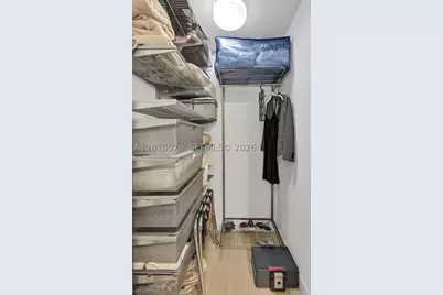 6000 Collins #129, Miami Beach, FL 33140 - Photo 15