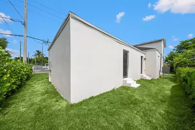 4746 NW 10th, Miami, FL 33127 - Photo 39