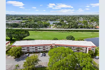 9820 S Hollybrook Lake #208, Pembroke Pines, FL 33025 - Photo 27