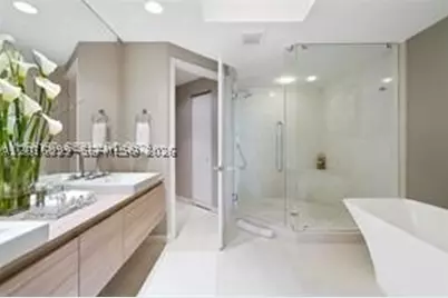 17111 Biscayne #209, North Miami Beach, FL 33160 - Photo 49