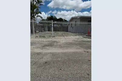 8400 NW 24th, Miami, FL 33147 - Photo 15