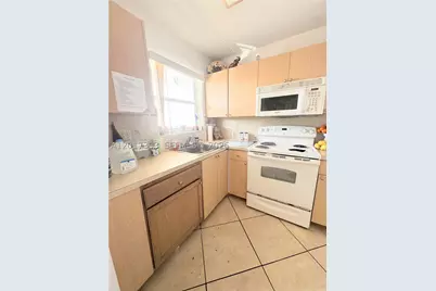 8130 Sunrise Lakes #202, Sunrise, FL 33322 - Photo 3