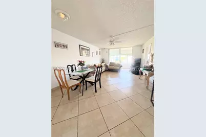 8130 Sunrise Lakes #202, Sunrise, FL 33322 - Photo 5