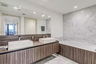 1000 Brickell, Miami, FL 33131 - Photo 31